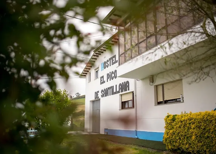 El Pico De Santillana 호스텔 *