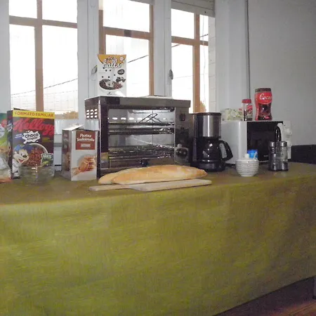 El Pico De Santillana Hostel *